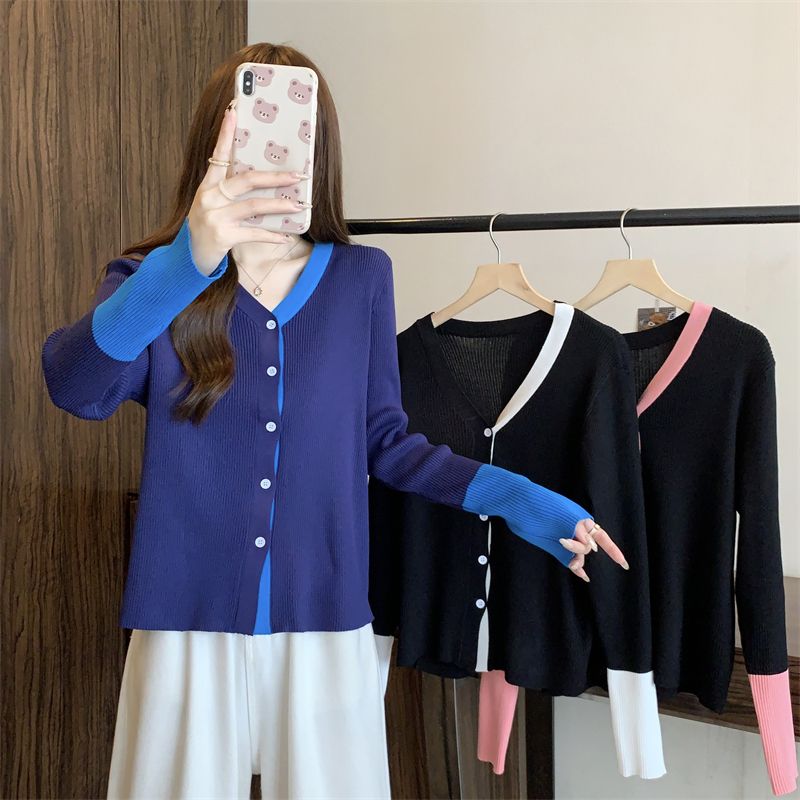 Plus size women's autumn and winter new fashion contrasting cardigan v-neck fake two-piece sweater tops for women