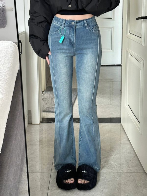 American retro blue micro-flared jeans for women, niche high-waisted slimming loose floor-length mopping pants