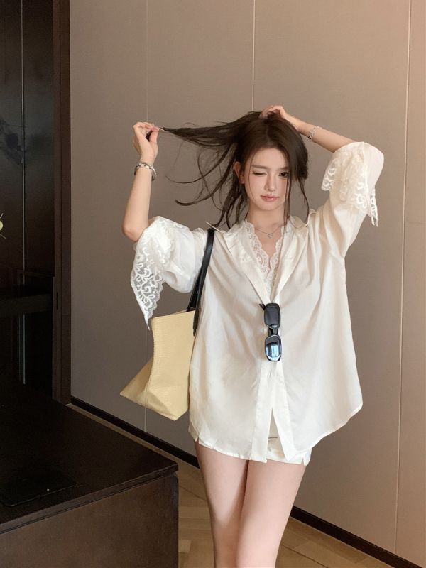 Retro Sexy Lace Spliced ​​Fake Two-piece Shirt Loose Lazy Top for Women