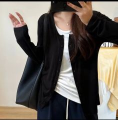 Placket single-breasted slim long-sleeved cardigan fake two-piece autumn versatile round neck black and white fake two-piece T-shirt for women