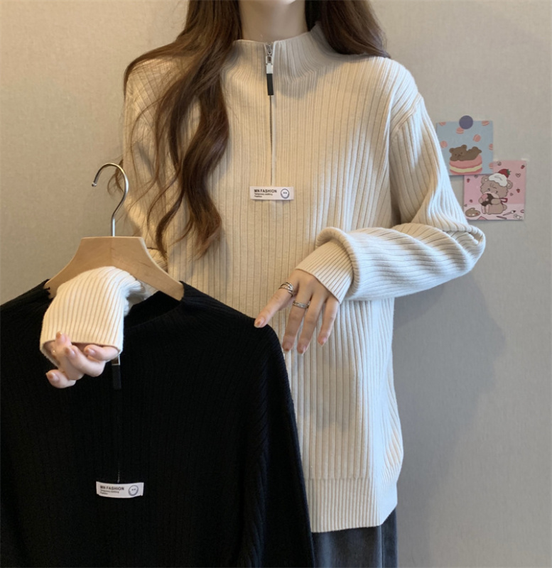 Plus size women's autumn and winter new fashion letter label zipper stand collar slim long-sleeved sweater sweater