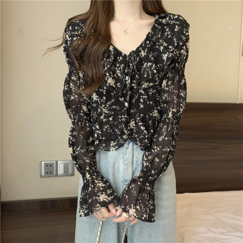 Large size retro design short chic top women's French floral V-neck puff long-sleeved shirt