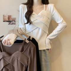 Large size square neck long-sleeved right shoulder T-shirt women's new autumn design slim fit belly-covering and flesh-covering top