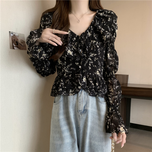 Large size retro design short chic top women's French floral V-neck puff long-sleeved shirt