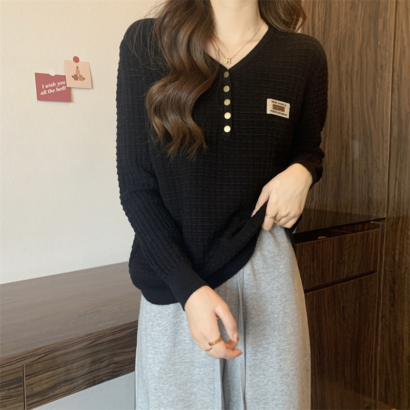 Large size autumn and winter V-neck front shoulder thickened knitted top Korean style temperament age-reducing versatile pullover bottoming shirt