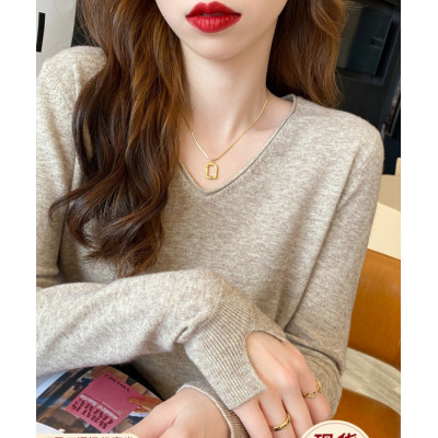 Bottoming shirt for women in spring and autumn, long-sleeved spring clothing, new style, thin style, popular online knitted v-neck top