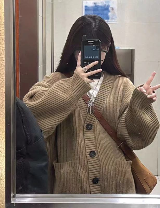 Gray sweater jacket for women in autumn and winter new Korean style loose retro college lazy style mid-length knitted cardigan