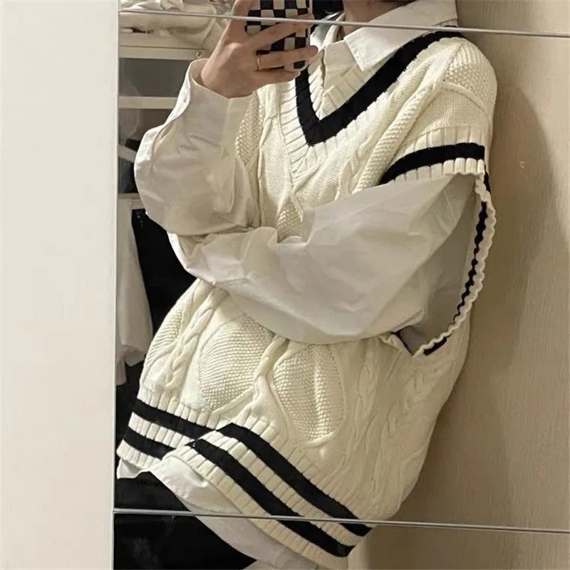 Two-piece suit spring and autumn college style V-neck sweater knitted vest loose layered vest long-sleeved shirt trendy