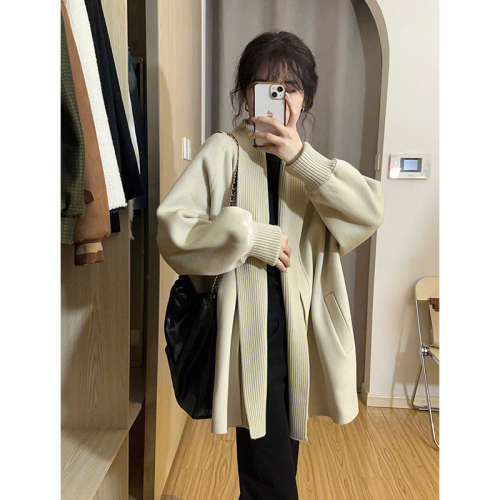 Hong Kong style retro chic sweater jacket for women in autumn and winter new style Japanese lazy retro knitted cardigan thickened