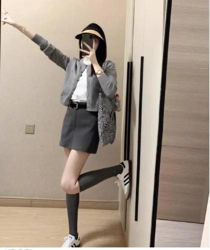 Gray knitted cardigan for women autumn new slim fit versatile thin sweater jacket petite short top