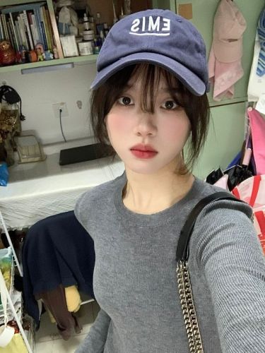 Gray knitted sweater for women, autumn and winter inner layering shirt, hot girl slim fit short top