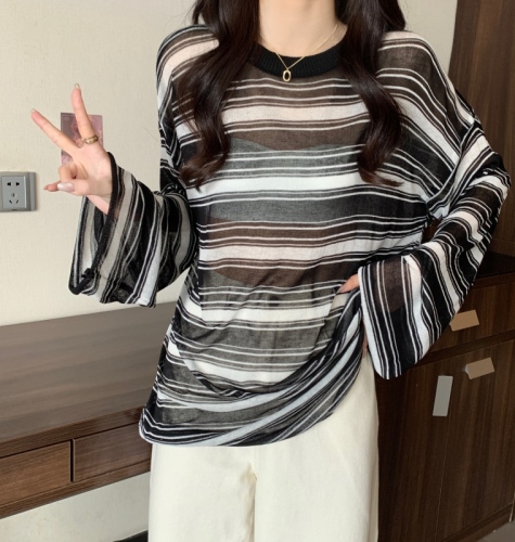 Korean style large size fat mm loose lazy striped round neck sweater for women