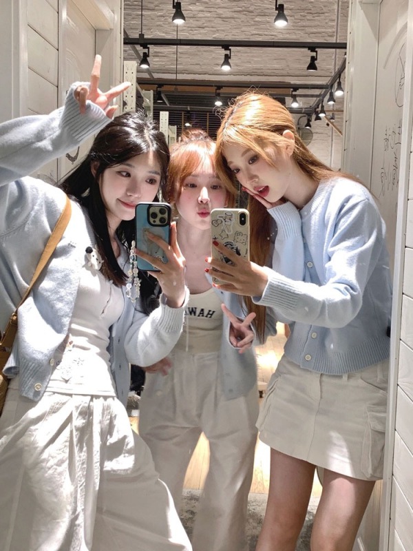 Super nice fufu blue knitted cardigan for women spring and autumn new Korean style lazy style short sweater jacket
