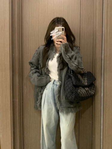 New autumn and winter Korean style niche loose and versatile versatile salty or sweet gray knitted sweater cardigan jacket for women