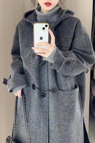 Hepburn style horn button woolen coat for women autumn and winter new style high-end thickened woolen coat for small people