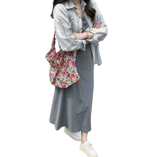 2024 new style French gray suspender dress for women, fitted hip-hugging long skirt, high-end two-piece set