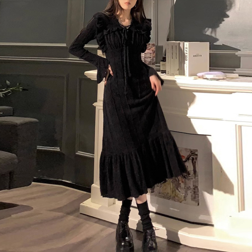 Drapey French long-sleeved knitted dress for women, new autumn wear, high-end inner bottoming long skirt