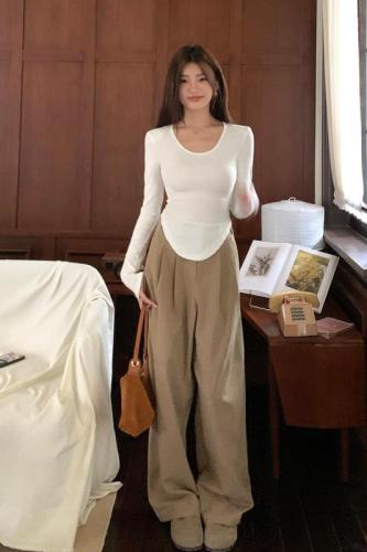 Real shot of 2024 autumn and winter new old money style commuting high waist wide leg trousers loose profile casual pants for women