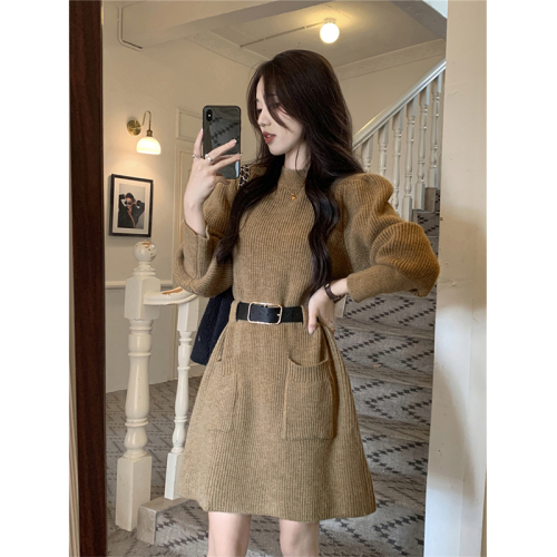 Autumn and winter French high-end and gentle temperament bottoming knitted sweater dress for women with coat