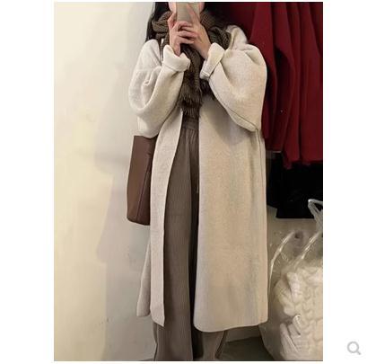 Mid-length sweater cardigan coat for women in spring and autumn, lazy style, high-end, slim, knee-high, loose and thickened knitted coat