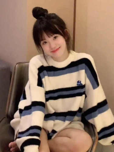 Contrast color striped soft mohair sweater for women in autumn and winter new style small loose loose gentle lazy style knitted jacket trendy