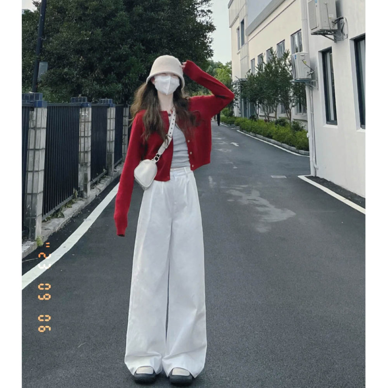 Short red knitted sweater cardigan coat for women autumn and winter round neck slim fit inner bottoming long-sleeved top