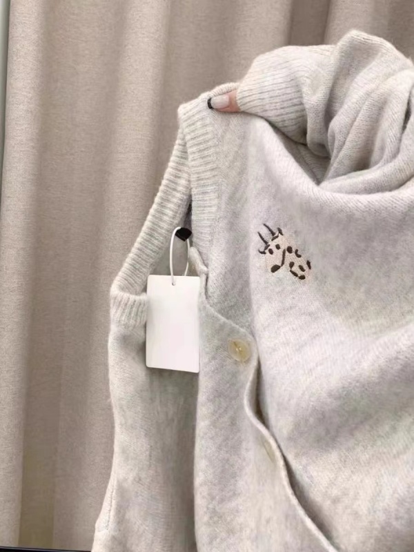 Raccoon velvet sweater jacket for women in autumn and winter new hot style outer wear loose lazy style top knitted cardigan