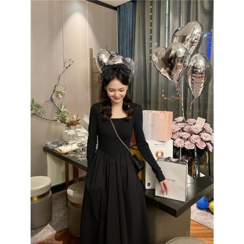 Black dress, waist slimming, French style, high-end long skirt, new style little black dress for autumn and winter