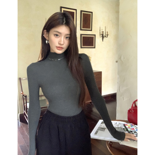 Real shot of 2024 autumn and winter new style half turtleneck slim long-sleeved bottoming shirt for women European and American tight hot girls versatile tops