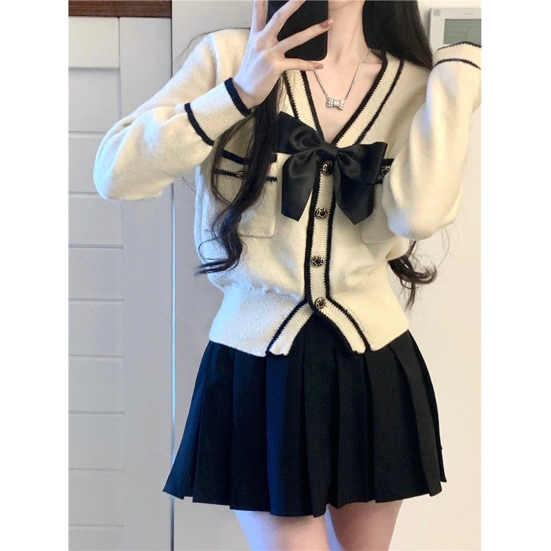 Xiaoxiangfeng contrasting color v-neck knitted cardigan for women autumn and winter outer wear bow short top bottoming sweater jacket for women
