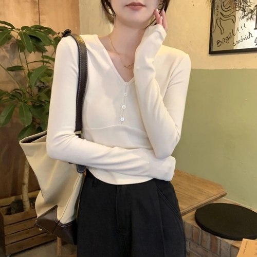 2024 Spring and Autumn New Korean Style V-neck Bottoming Shirt Long Sleeve T-shirt Women's Design Slim Fit Short Top