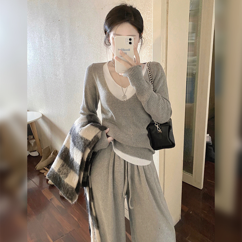 New spring fake two-piece v-neck sweater sweater women's high-end gray inner bottoming top