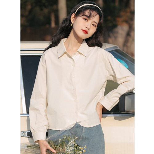 New Hong Kong style retro design niche apricot shirt for women spring and autumn French style fresh inner top