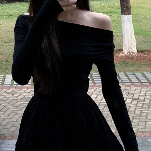 Early autumn new women's long-sleeved black dress French Hepburn one-shoulder temperament little black dress