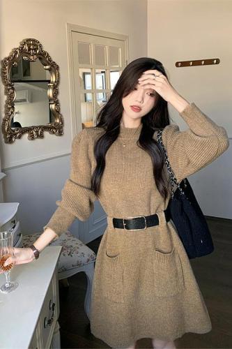 Autumn and winter French high-end and gentle temperament bottoming knitted sweater dress for women with coat