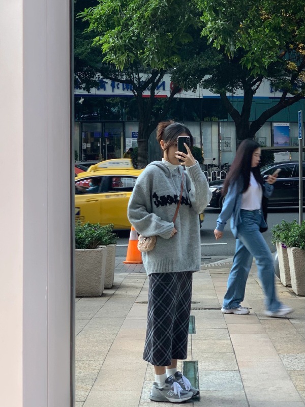 Hooded sweatshirt, women's autumn loose sweater, coat, plaid half-length mid-length skirt, two pieces