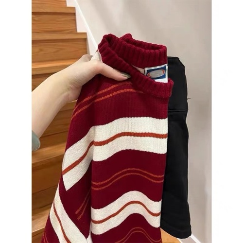 Be careful with your own money!  Japanese contrast striped sweater women's loose retro lazy style high-end knitted jacket