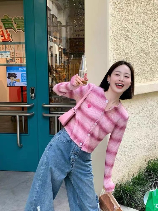 Pink sweetheart gradient striped knitted cardigan jacket for women early autumn new age-reducing sweet slimming long-sleeved top