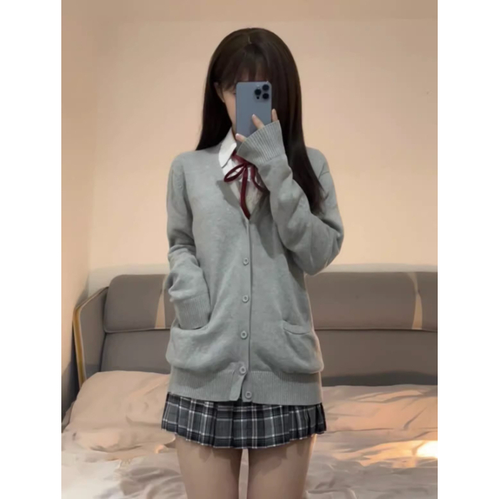 JK uniform Japanese college style V-neck knitted sweater cardigan coat for women in spring and autumn with solid color long-sleeved top