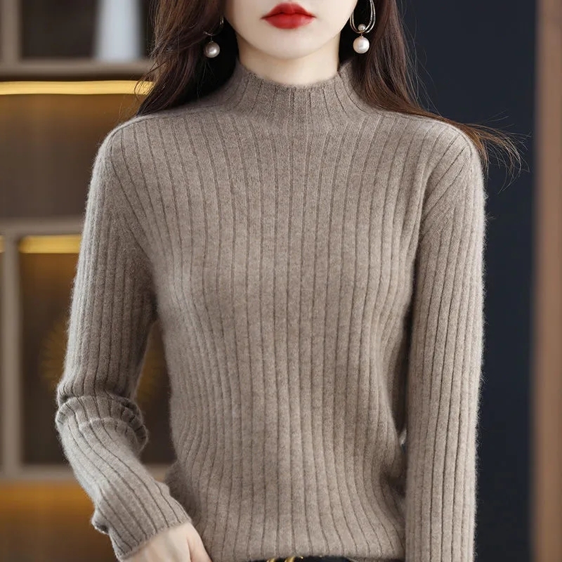 Half turtleneck sweater autumn and winter new style knitted bottoming sweater women's short pit strip slim slim woolen sweater for outdoor wear