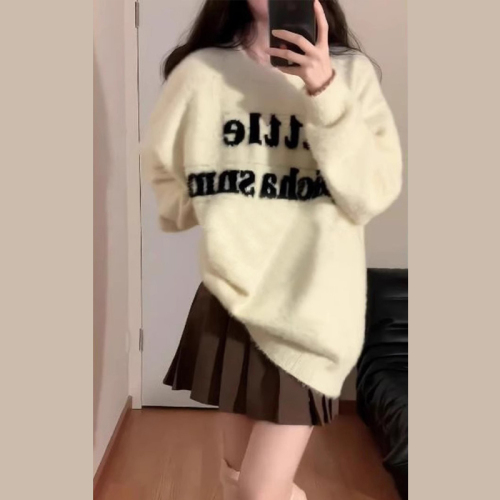 Fufu soft and glutinous lazy style sweater for women autumn and winter new popular style inner base sweater super nice