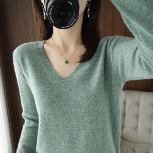 Autumn black v-neck women's cashmere sweater versatile sweater slim bottoming sweater wool