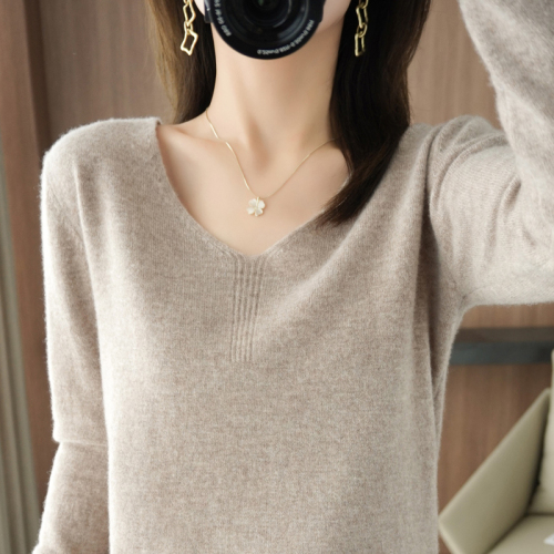 New spring and autumn V-neck long-sleeved knitted bottoming shirt for women, slim and warm, simple inner layering