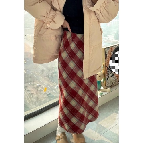 Red plaid woolen skirt slimming pear-shaped figure plaid hip-covering A-line skirt