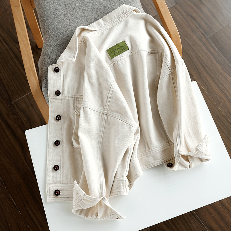 Gentle milky white color!  special!  Single breasted pure cotton loose slim denim short jacket for women