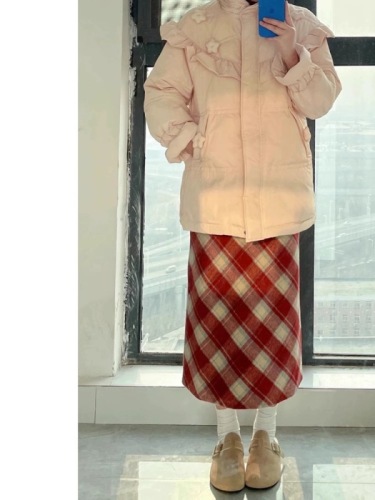 Red plaid woolen skirt slimming pear-shaped figure plaid hip-covering A-line skirt