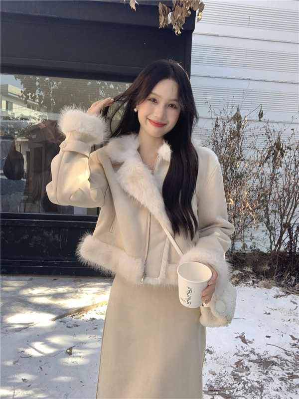 Fashionable deerskin fur collar winter thickened celebrity warm quilted jacket + skirt set