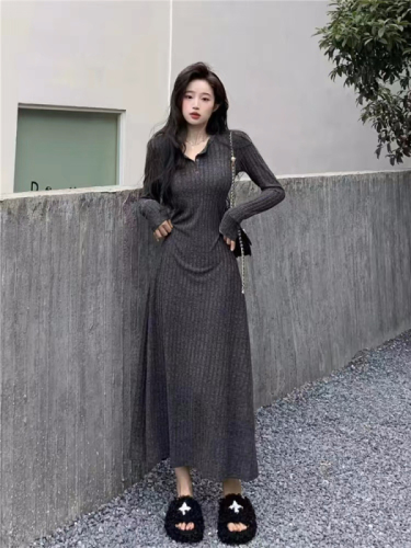 Plus size women's bottoming solid color long-sleeved knitted dress fat mm slim winter velvet thickened French long skirt