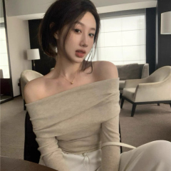 One-shoulder top sweater for women, long-sleeved autumn, stunning tight-fitting inner wear for hot girls, sexy design short sweater