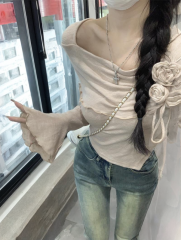 Exquisite and beautiful three-dimensional flower drawstring T-shirt for women in autumn new pure desire slim short bell sleeve top